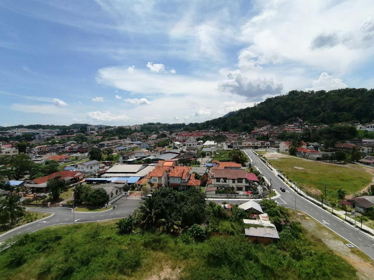 Bayu Temiang - 5pax Pool View Pangsapuri Seremban