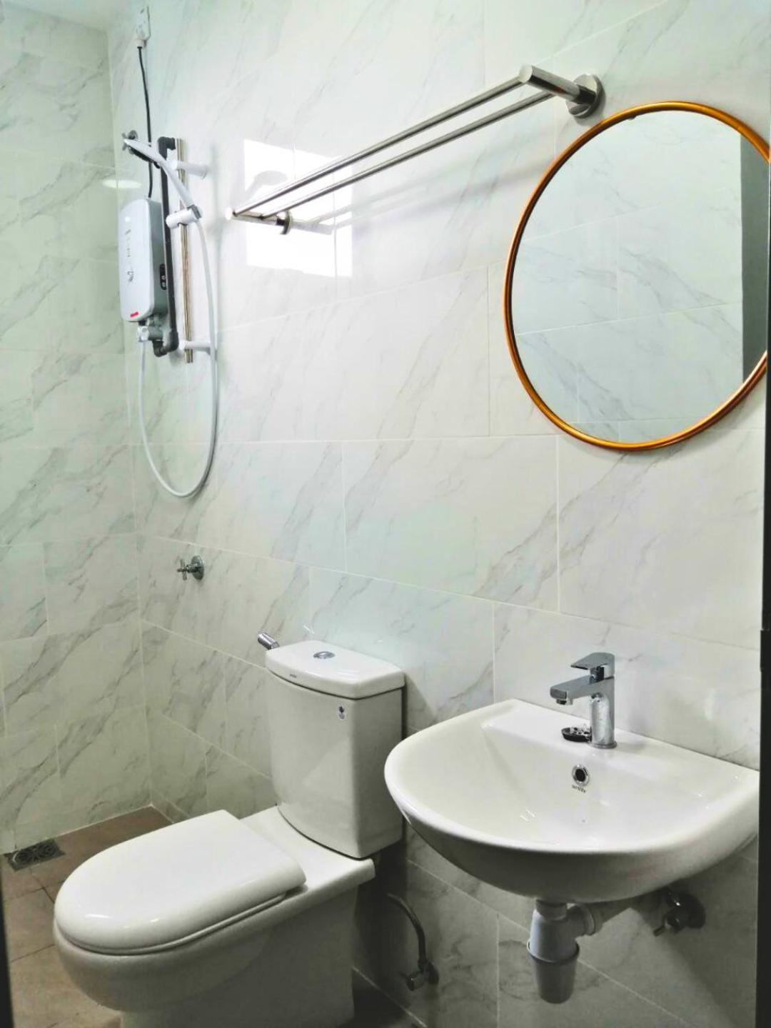 Bayu Temiang - 5pax Pool View Pangsapuri *