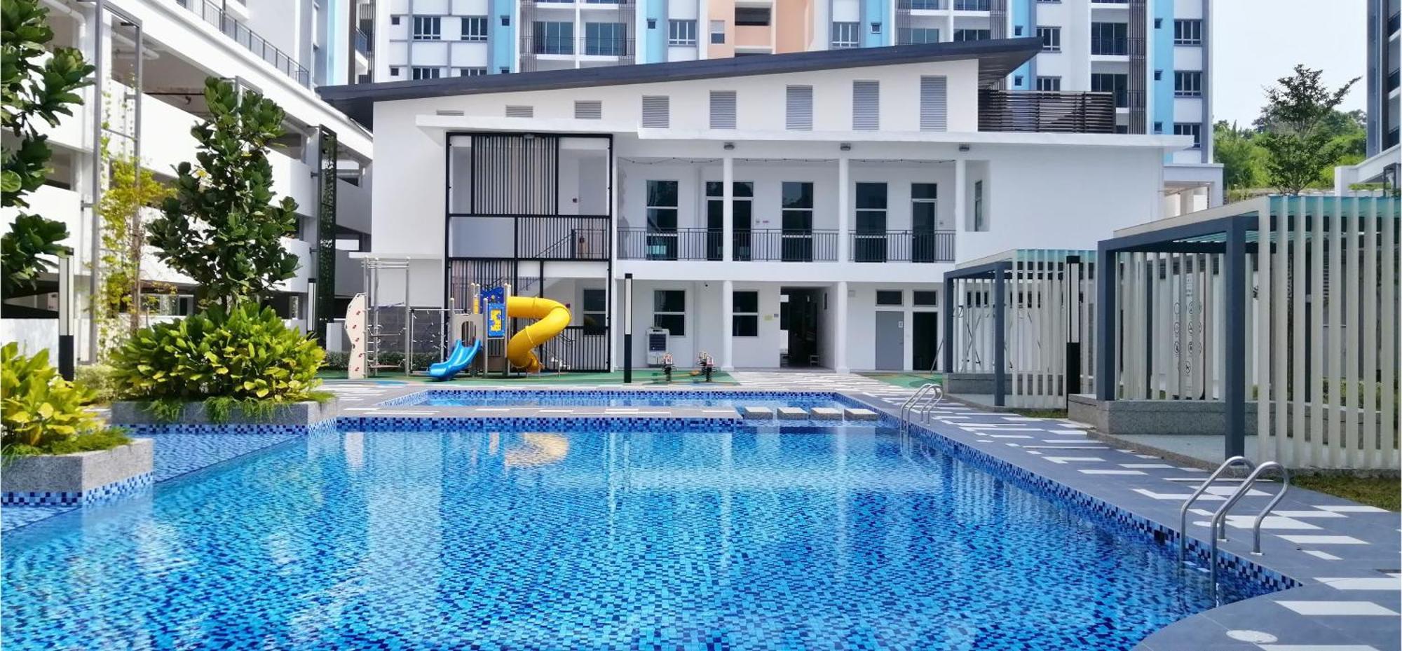 Bayu Temiang - 5pax Pool View Pangsapuri Seremban
