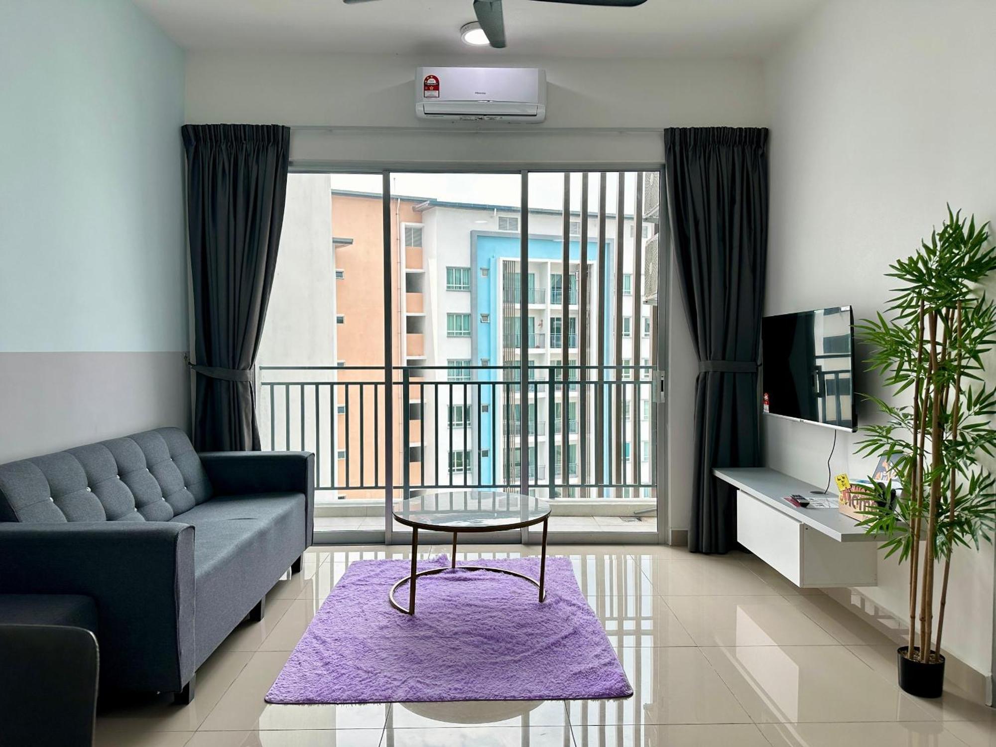 Pangsapuri Bayu Temiang - 5pax Pool View Seremban